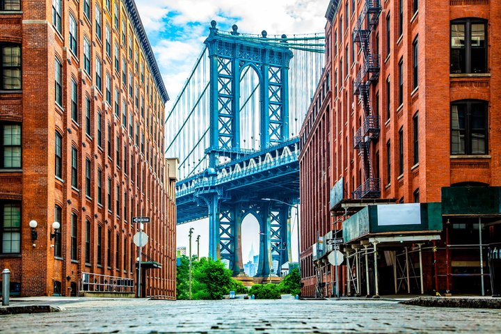 NYC Bus Tour of Brooklyn, Bronx, Queens: Art, Food & Sports - Photo 1 of 25